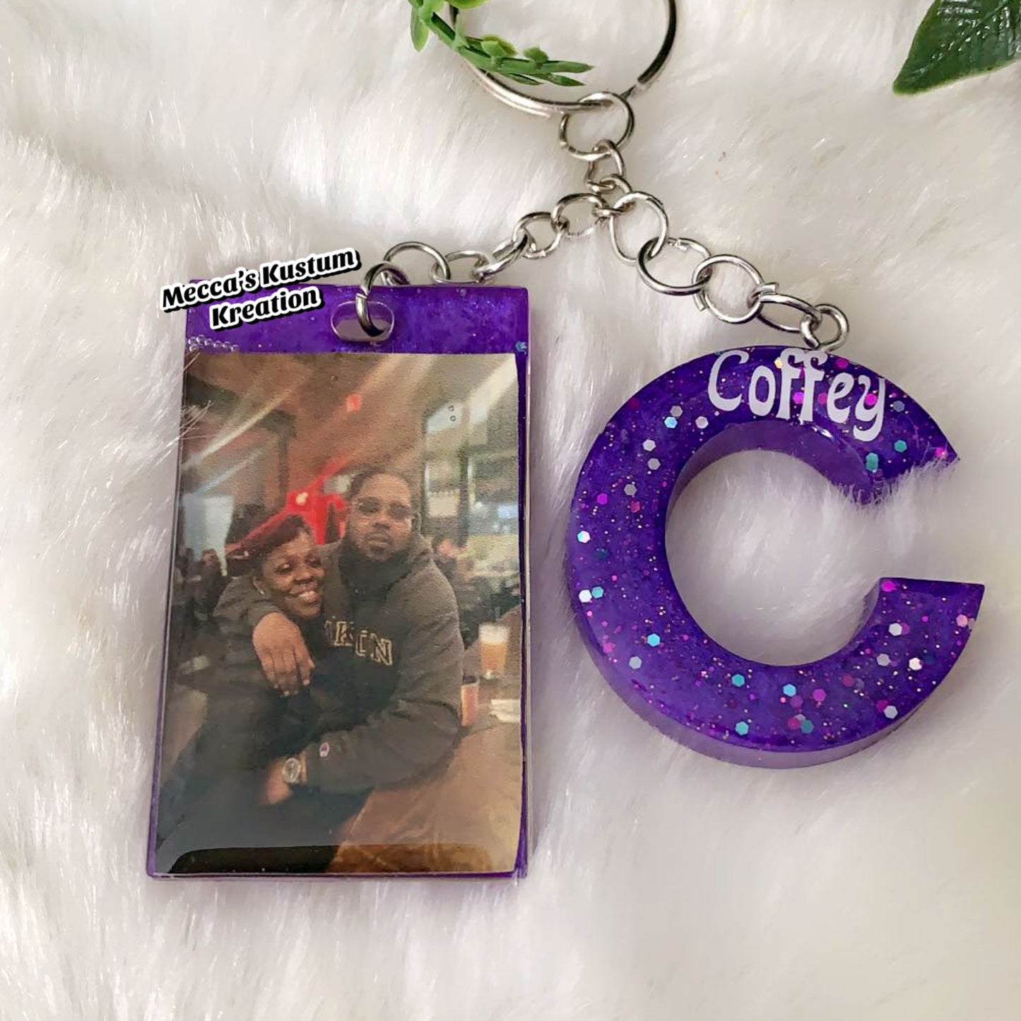 Custom Letter Initial Resin Keychain With Resin Photo Keychain