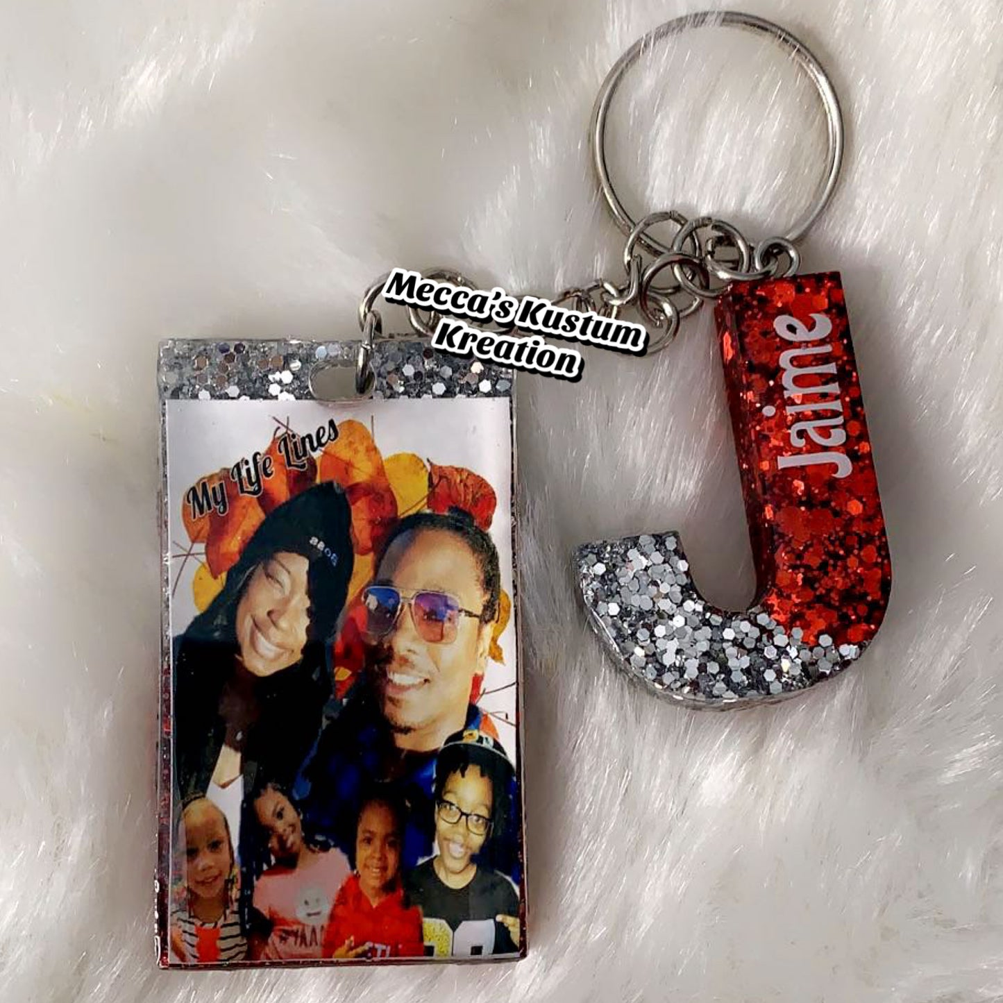 Custom Letter Initial Resin Keychain With Resin Photo Keychain